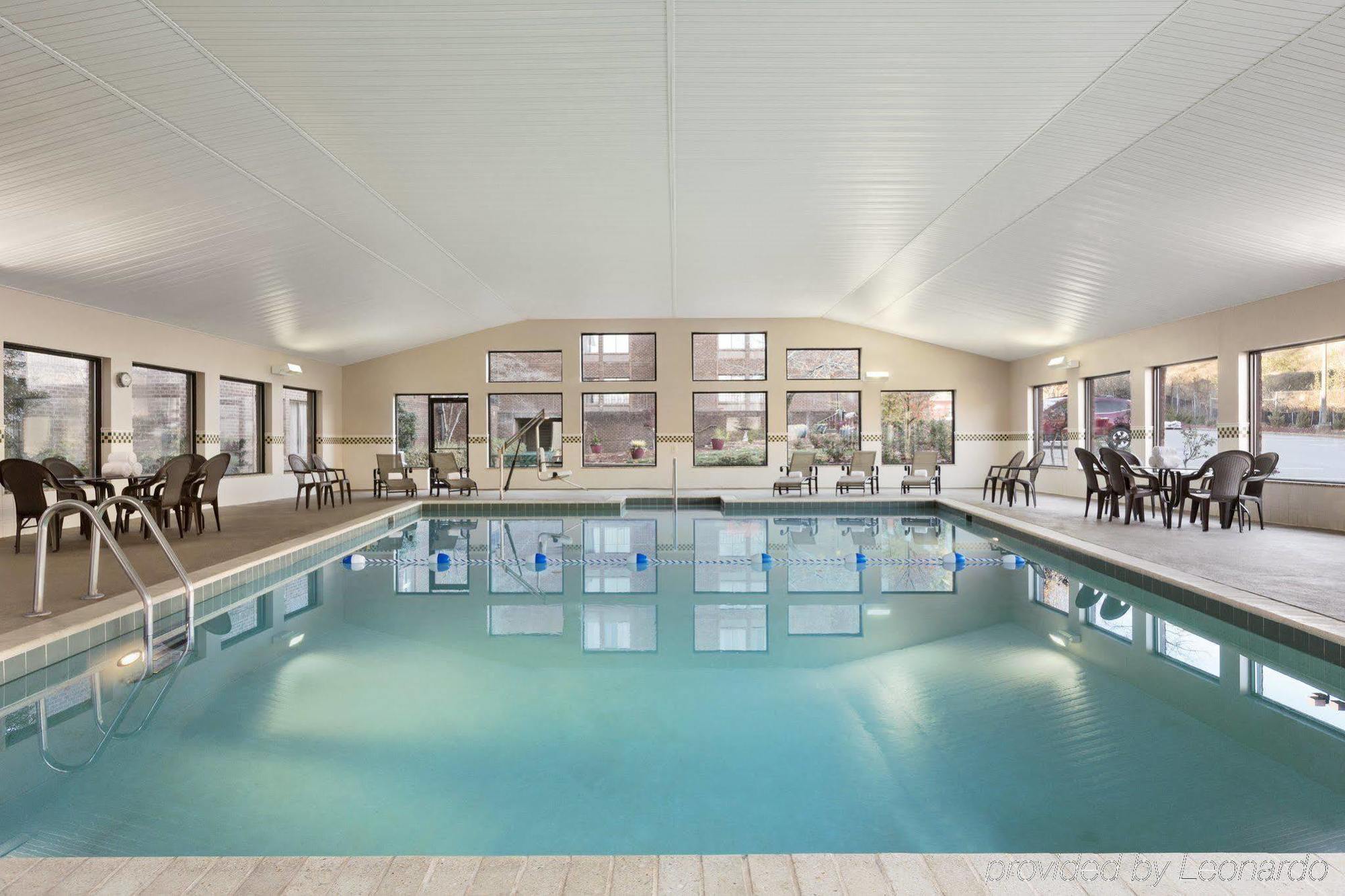 Country Inn & Suites By Radisson, Atlanta Galleria-Ballpark, Ga Smyrna Bagian luar foto